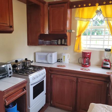 Kensington Oval- 2 Bed 1 Bath Bridgetown Exterior foto